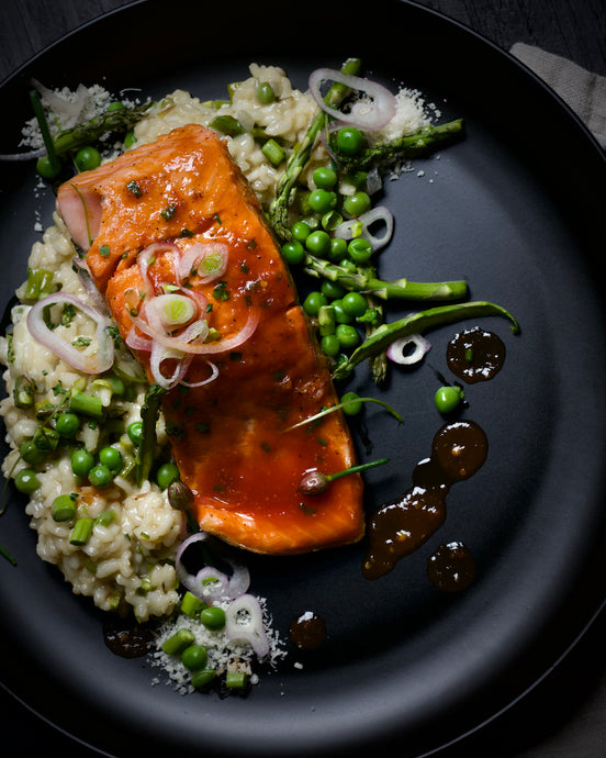 IT SAUCE GLAZED SALMON WITH ASPARAGUS-SPRING PEA RISOTTO.